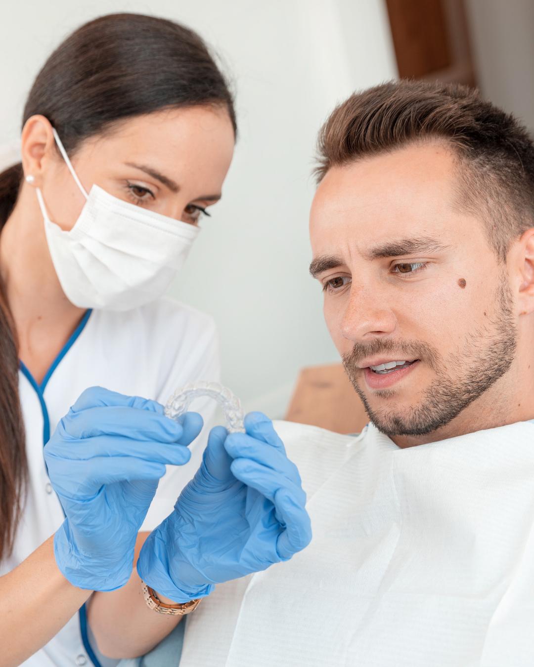 Clear Smile Aligner